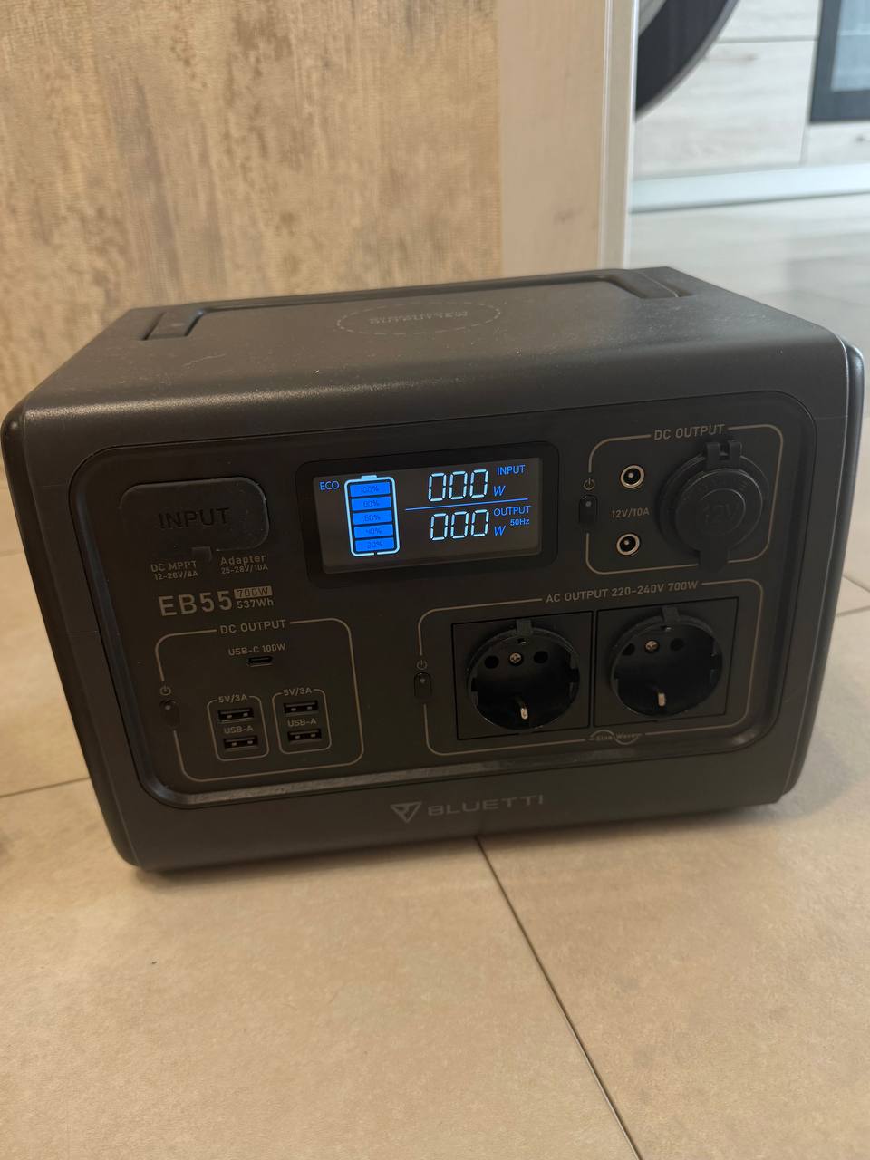 Зарядна станція Bluetti EB55 700W 537Wh