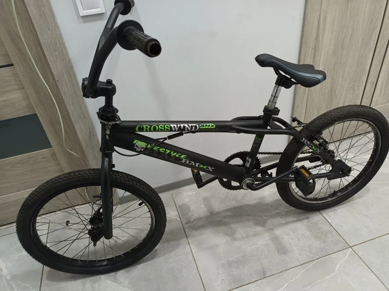 Трюковий велосипед BMX Crosswind Freestyle Black