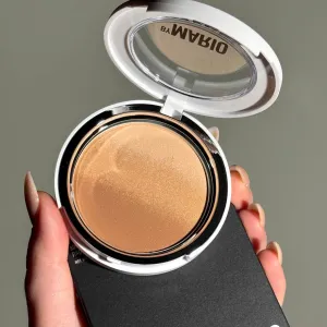 Makeup By Mario SoftSculpt Transforming Skin Perfector Radiant Skin Powder Medium
