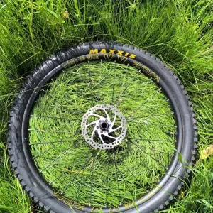 Покрышка Maxxis Minion DHR II 26×2.40