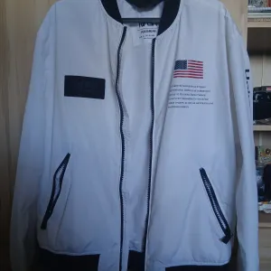 Куртка NASA Pull&Bear