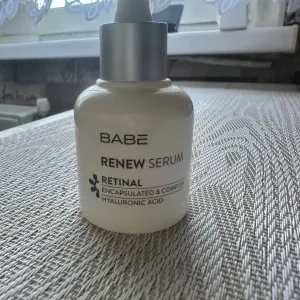 BABE Laboratorios Renew Serum Retinal сыворотка с ретиналем от морщин, 30 мл