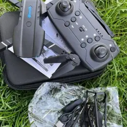 Квадрокоптер E99 Pro складной с камерой FPV