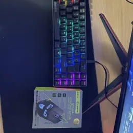 Комплект: механическая клавиатура с RGB подсветкой и игровая мышь