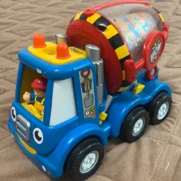 Дитячі іграшкові машинки WOW Toys та пов'язки