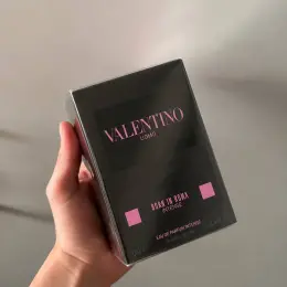 Парфуми Valentino Born in Roma Uomo Intense та Donna Extradose 100ml