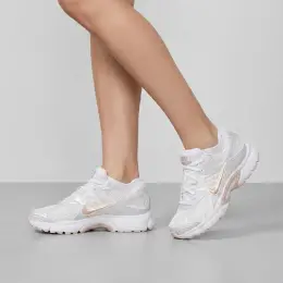 Женские кроссовки Nike V5 RNR
