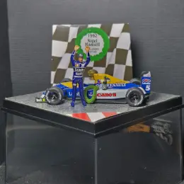 Коллекционные масштабные модели автомобилей 1/43