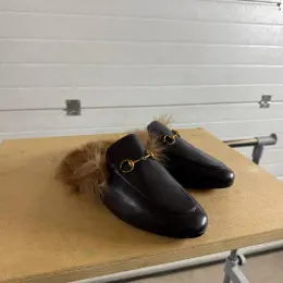 Мюлі Gucci жіночі шкіряні чорні розмір 39