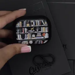 Чохол для AirPods Pro 3 з принтом "Книжкова полиця"