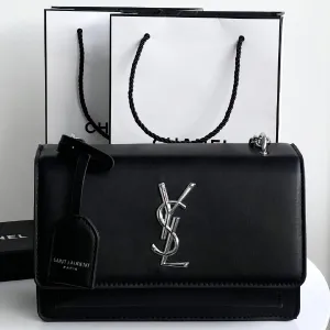 Жіноча сумочка клатч Saint Laurent гладка чорний