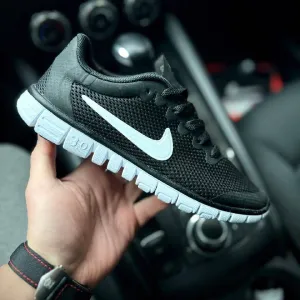 Кросівки Жіночі Nike Free Run 3.0 Black White