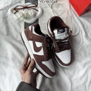 Nike SB Dunk Low Sail Red Sepia-Metallic Gold