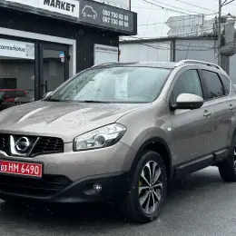 Nissan Qashqai 2012 Бензин 2.0л Автомат Передний привод Коричневый