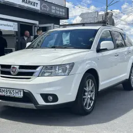 Fiat Freemont 2013 Белый Дизель 2.0л Автомат Полный привод