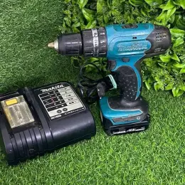 Акумуляторний дриль Makita DF347D з зарядним пристроєм та акумулятором