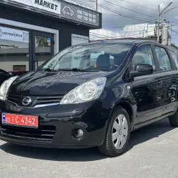 Nissan Note 2010 Бензин 1.4л Механика Черный
