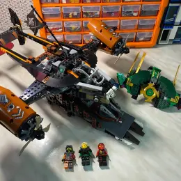 Конструктор LEGO "Цитадель Нещастя" (некомплект)