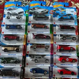 Коллекционные модели автомобилей Hot Wheels