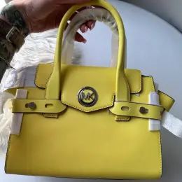 Сумка MICHAEL KORS Carmen из натуральной кожи сафьяно