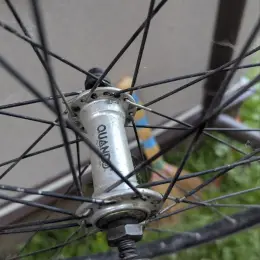 Колесо Bontrager 26" з ободом та втулкою Quando