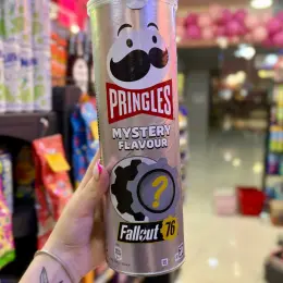 Чіпси Pringles Mystery Can Fallout 76 165г