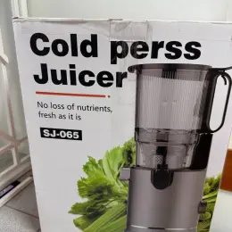 Соковижималка Cold press Juicer SJ-065