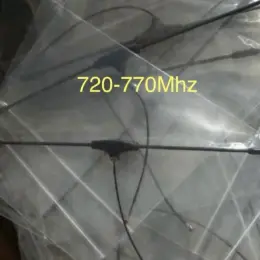 Фабрична антена 720-770 Mhz SMA