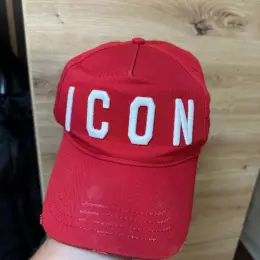 Кепка Dsquared2 ICON