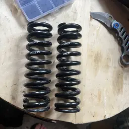Пружини амортизатора Fox, Rock Shox, Manitou 400/500