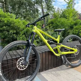 YT Capra Core 1 2023 (L) велосипед