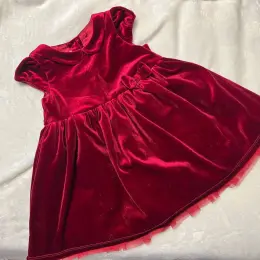 Нарядное велюровое платье H&M для девочки, размер 80-86 см