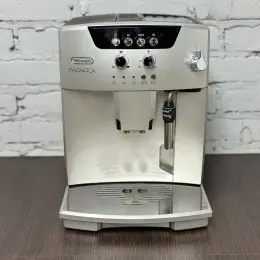 Кавомашина DeLonghi Magnifica