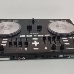 Мікшерний пульт Vestax Typhoon