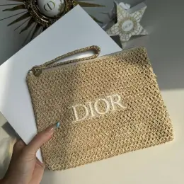 Косметичка Dior літня