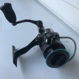 Катушка Daiwa Revros E 2000A