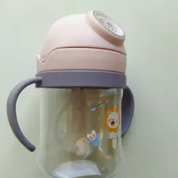 Пляшечка з трубочкою для дітей