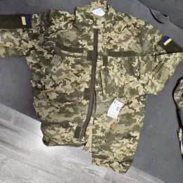 Військова форма піксель: штани, кітель, бойова сорочка, кепки, плащ