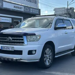 Toyota Sequoia II покоління 2011 Білий