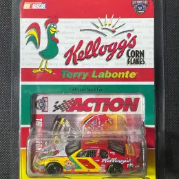 1998 Chevrolet Monte Carlo #5 Terry Labonte Kellogg's Corn Flakes 1:64 Scale Stock Car