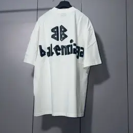 Футболка Balenciaga Vintage Check Badge