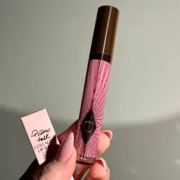 Charlotte Tilbury Collagen Lip Bath Pillow Talk Fair