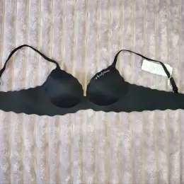 Новий безшовний бюстгальтер з push up, чашка А, розмір 38/85