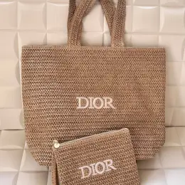 Плетена пляжна сумка-шопер Dior з косметичкою