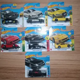 Коллекционные модели автомобилей Hot Wheels