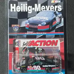 Ford Taurus #90 Dick Trickle 1998 1:64 Scale Stock Car