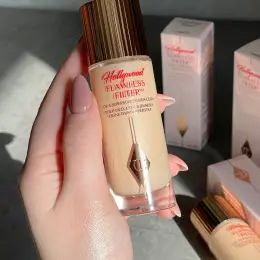 Charlotte Tilbury Hollywood Flawless Filter, відтінок 2 Fair, 30ml