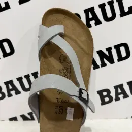 Шльопанці Birkenstock 36