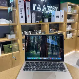 MacBook Air M4 (2025) 16/512GB