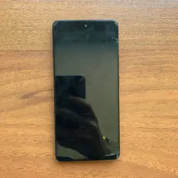 POCO F5 8/256GB чорний з тріснутим екраном